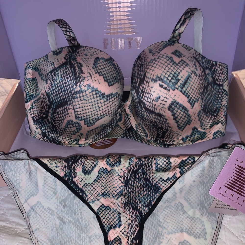 Savage X Fenty Bra Set